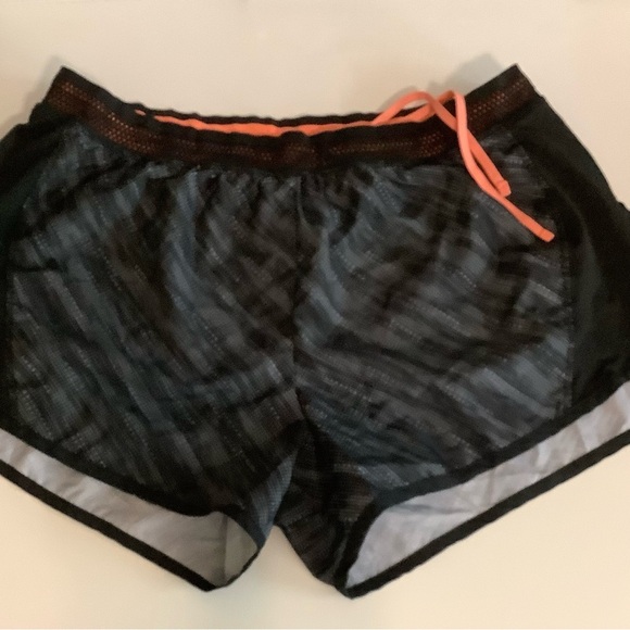 Champion C9 Size XL Blue and Black Athletic Shorts Bundle 2. Preloved - Picture 4 of 5